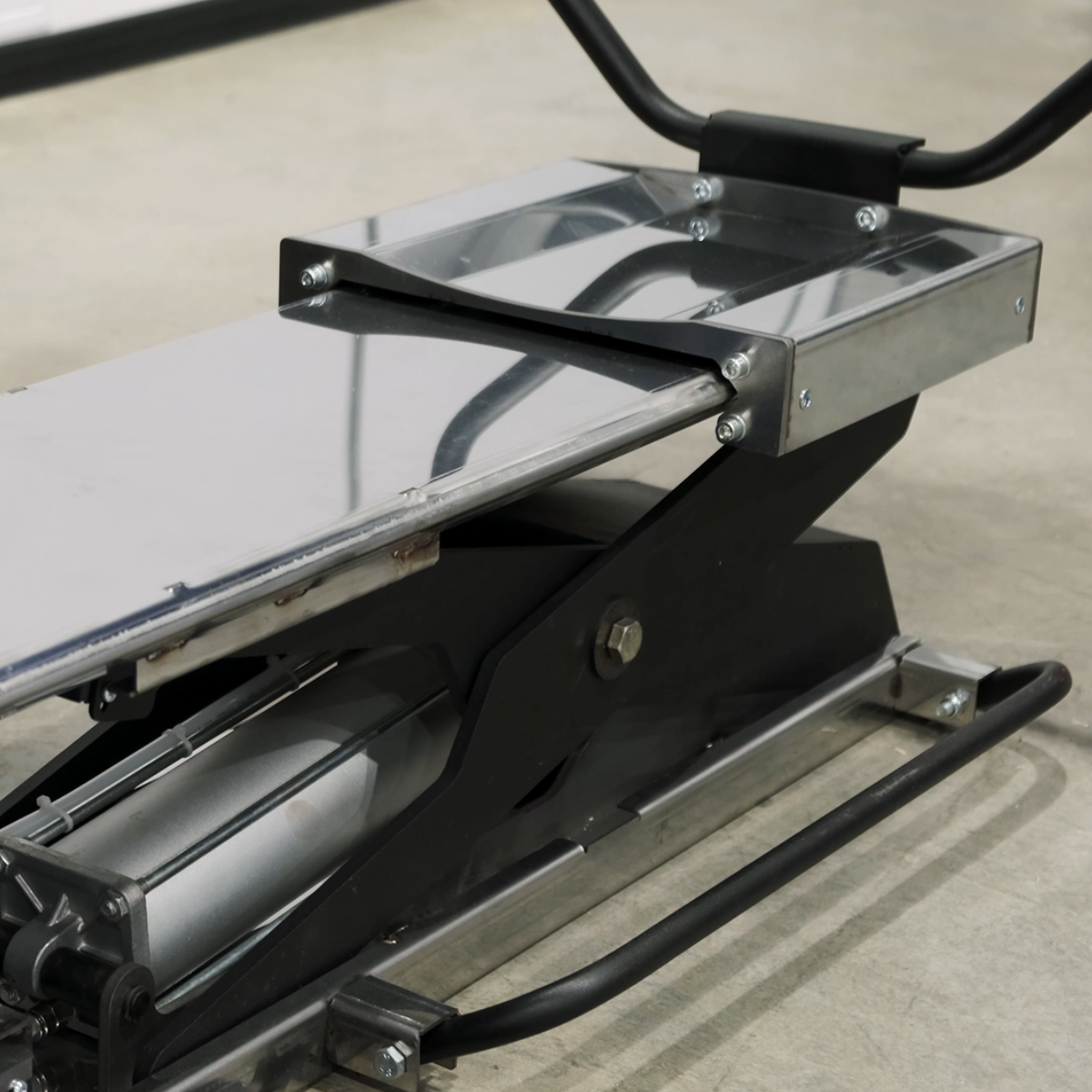 Легко устанавливать колесо на вал станка